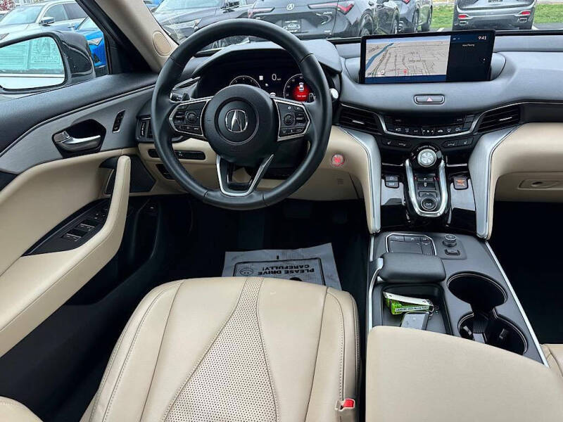 2025 Acura TLX w/Tech
