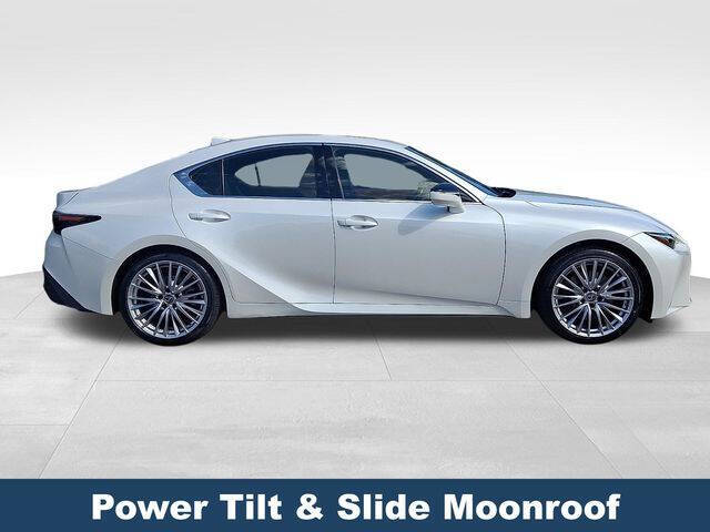 2022 Lexus IS 300