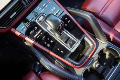 2023 Porsche Cayenne Coupe Platinum Edition