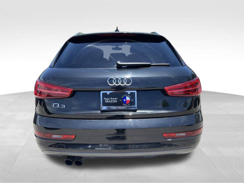 2018 Audi Q3 2.0T Premium Plus