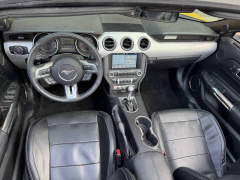 2017 Ford Mustang EcoBoost Premium