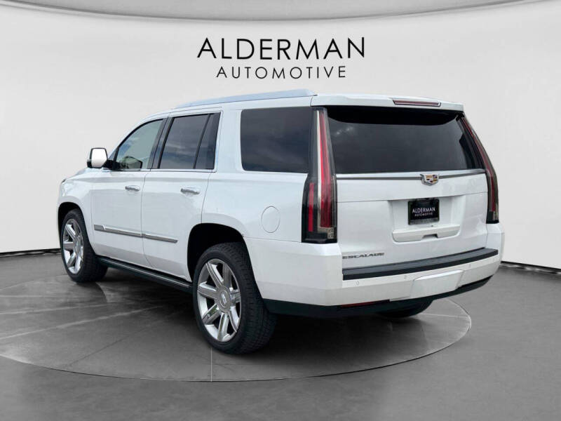 2016 Cadillac Escalade Platinum