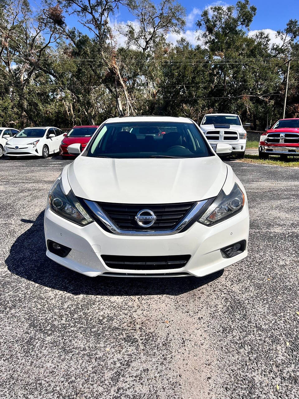 2017 Nissan Altima for sale at GRACELAND AUTO LLC in Thonotosassa, FL