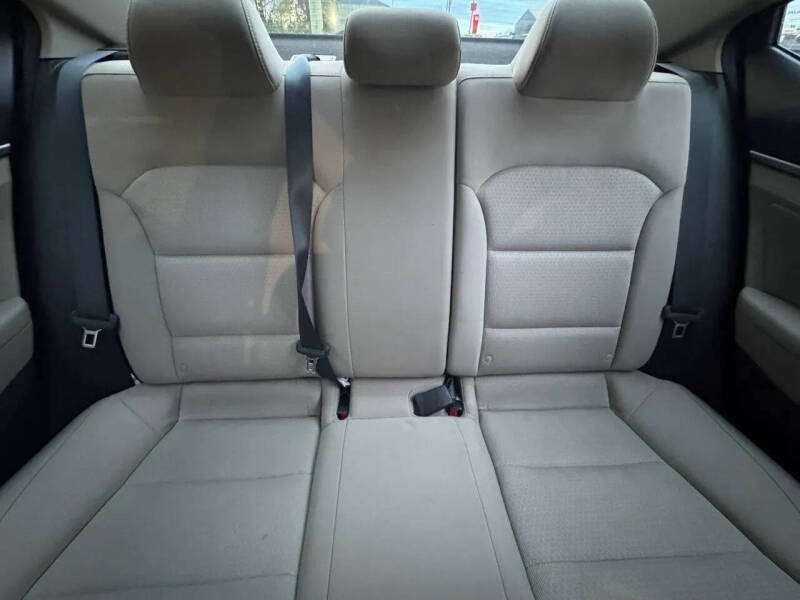 2017 Hyundai Elantra Value Edition