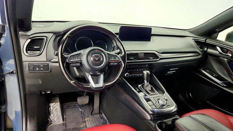 2023 Mazda CX-9 Carbon Edition
