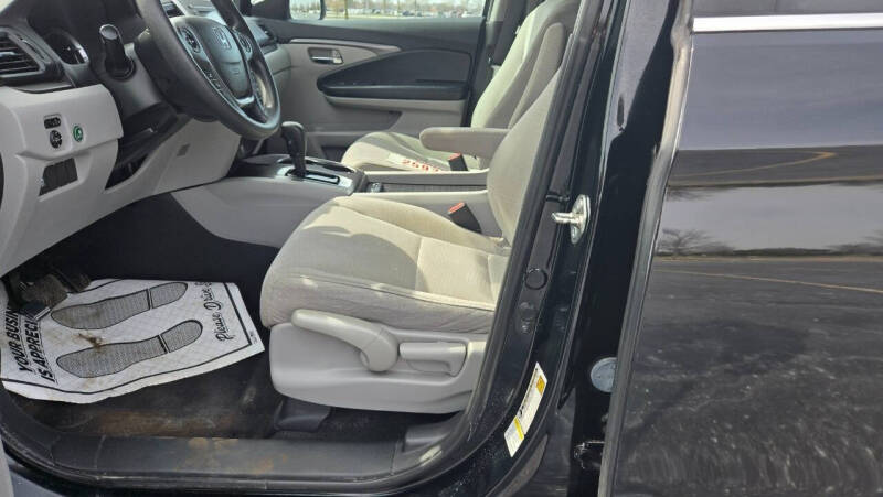 2016 Honda Pilot LX