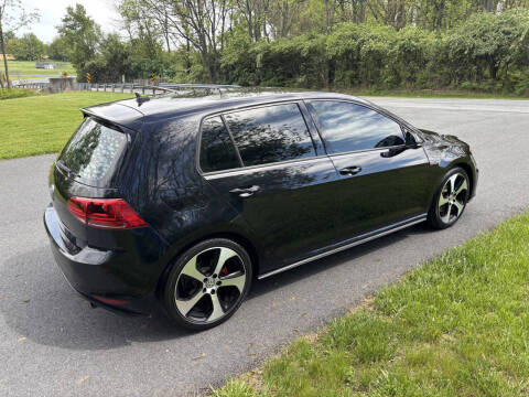 2017 Volkswagen Golf GTI S