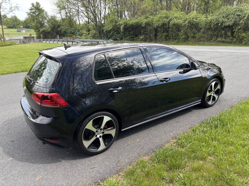 2017 Volkswagen Golf GTI S