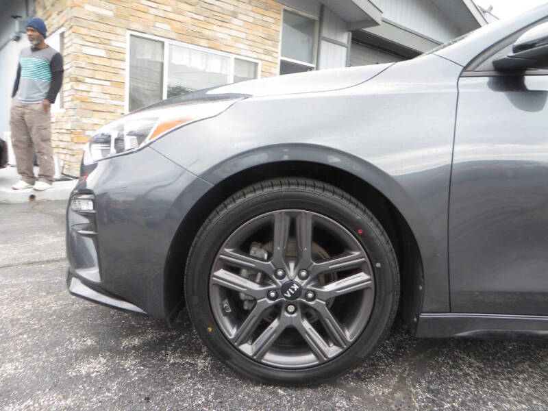 2021 Kia Forte GT Line