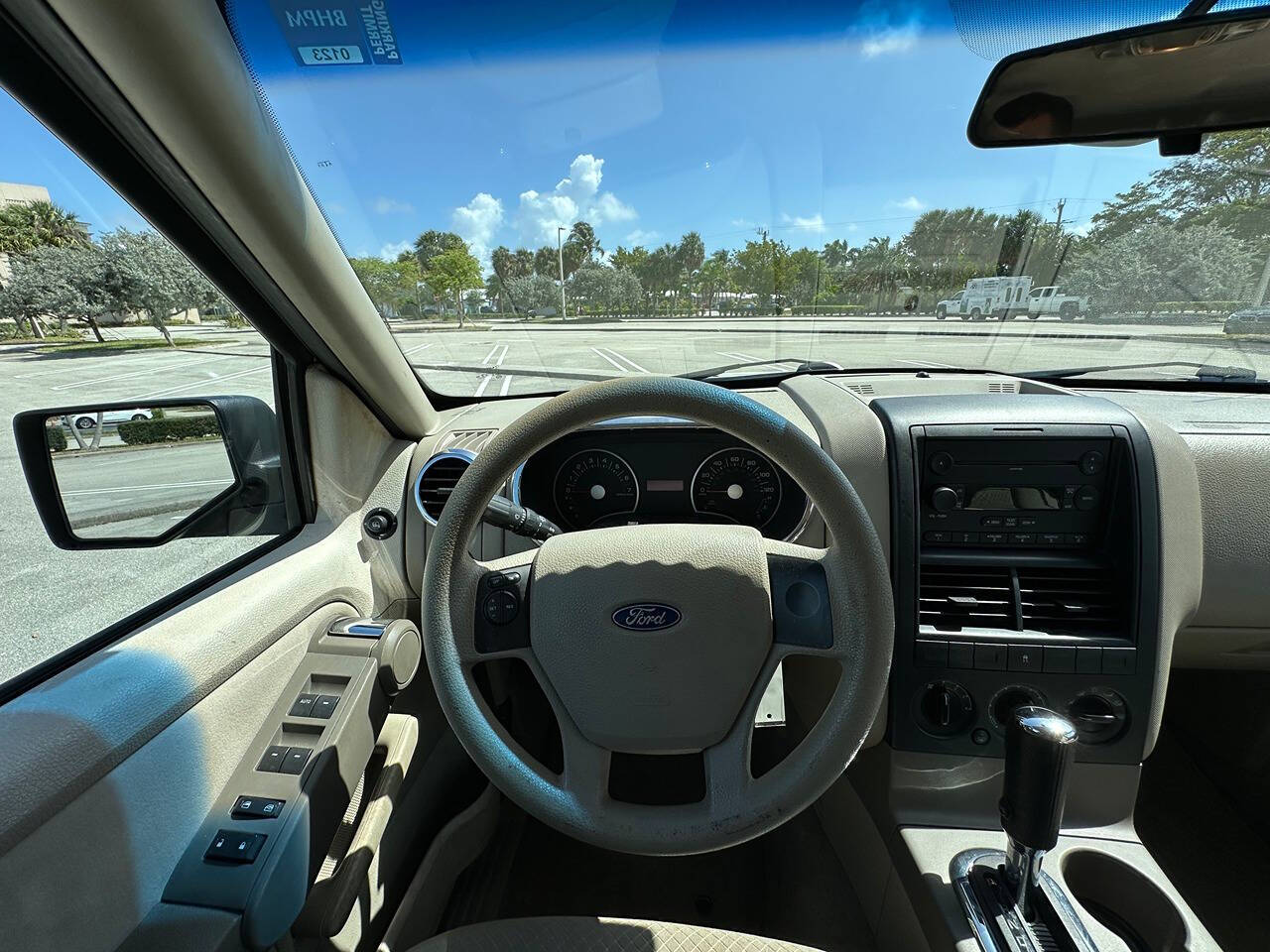 2006 Ford Explorer 12