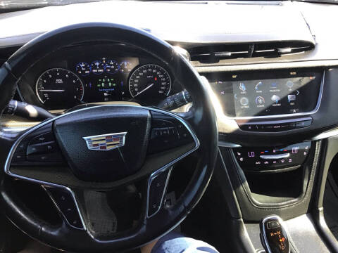 2017 Cadillac XT5 Platinum