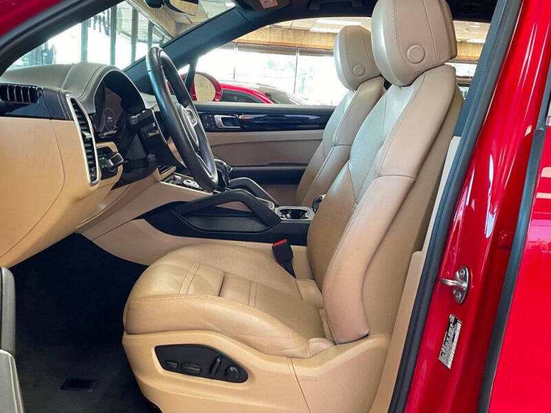 2023 Porsche Cayenne E-Hybrid