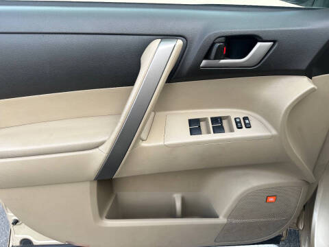 2009 Toyota Highlander Sport