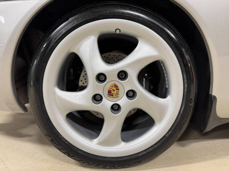 2000 Porsche 911 Carrera
