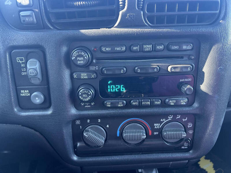 2003 Chevrolet Blazer LS