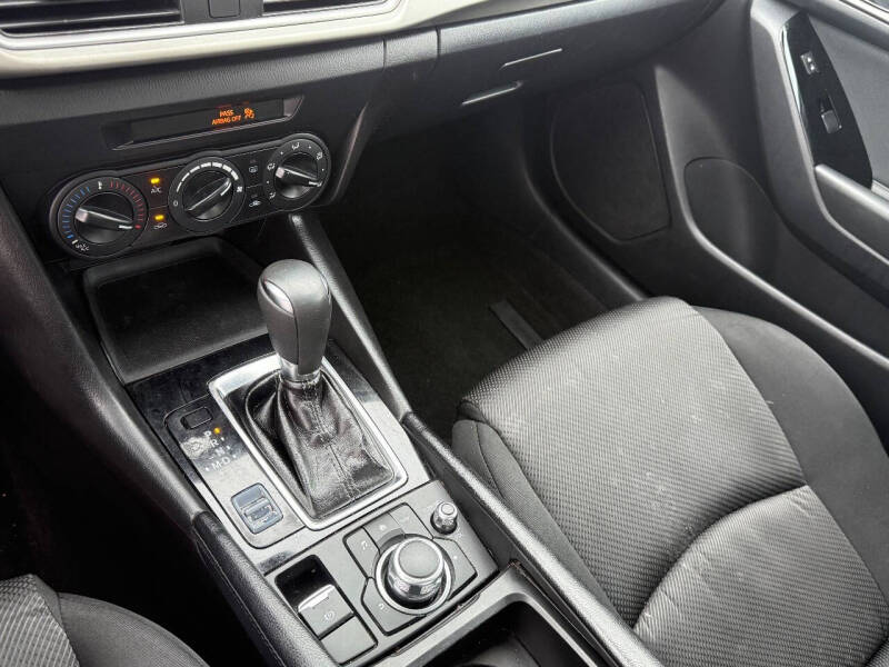 2018 Mazda MAZDA3 Sport