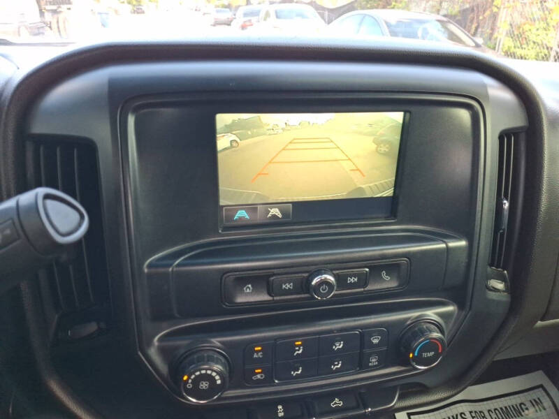 2018 Chevrolet Silverado 1500 Custom