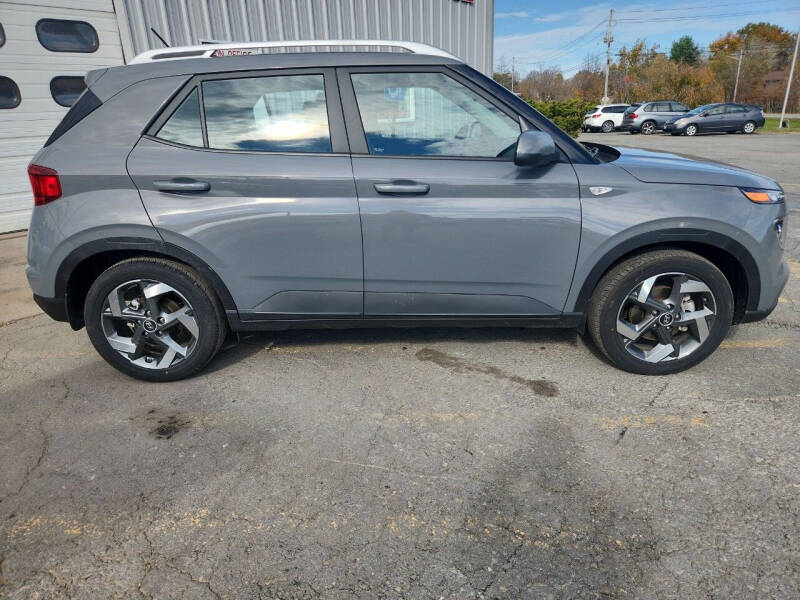 2023 Hyundai Venue SEL