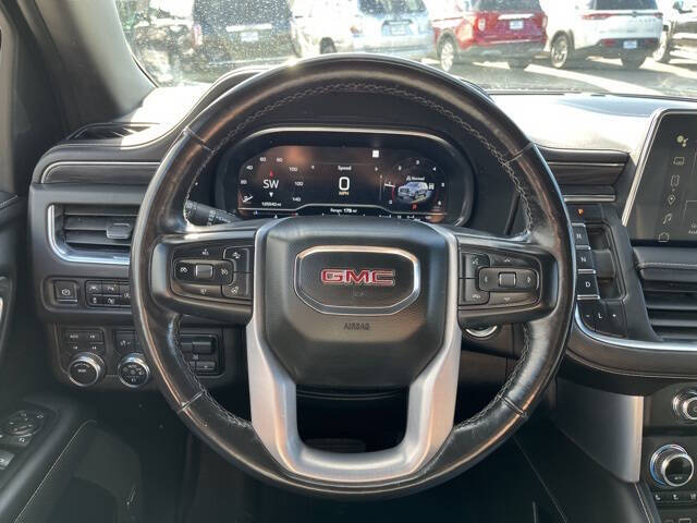 2022 GMC Yukon XL SLT