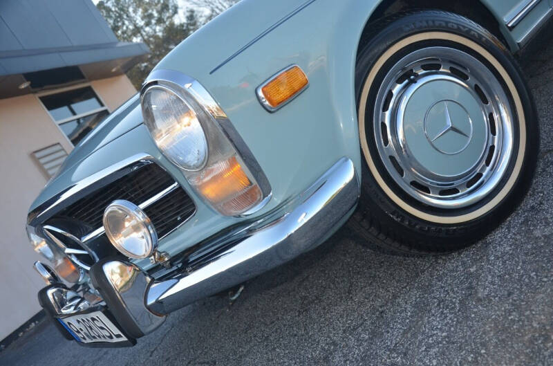 1969 Mercedes-Benz 280-Class