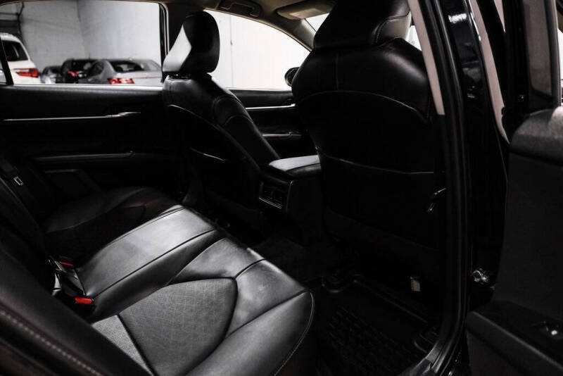 2020 Toyota Camry XSE