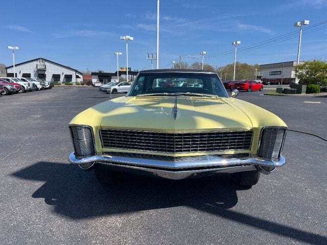 1965 Buick Riviera 5