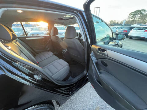 2013 Volkswagen Golf 2.5L PZEV