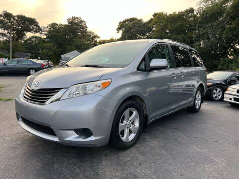 2014 Toyota Sienna for sale at SOUTH SHORE AUTO GALLERY, INC. in Abington MA