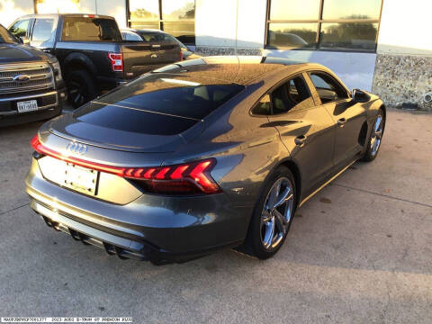 2023 Audi e-tron GT quattro Premium Plus