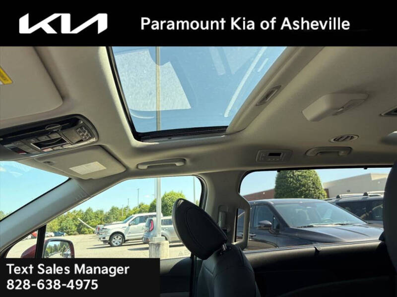 2026 Kia Carnival SX