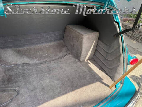 1946 Ford Super Deluxe