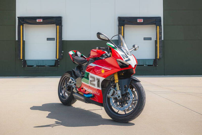 2022 Ducati V2 Bayliss