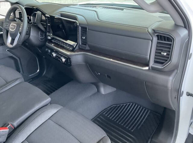 2025 GMC Sierra 1500