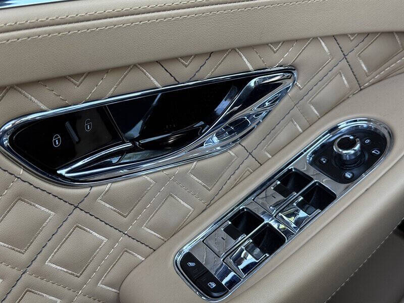 2020 Bentley Continental 43