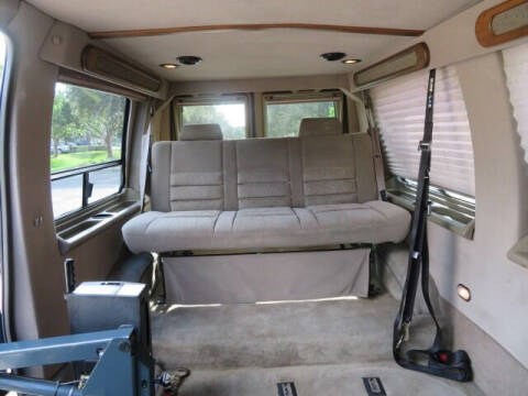 2006 Ford E-Series E-250 SD