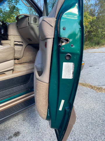 2000 Chevrolet Astro LS