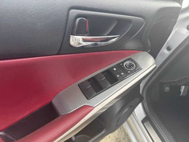 2016 Lexus IS 200t