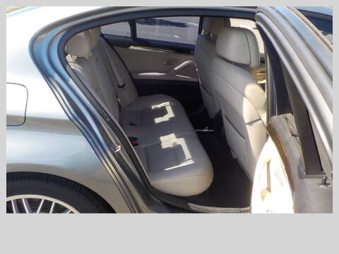 2011 BMW 5 Series 535i