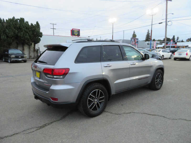 2018 Jeep Grand Cherokee Trailhawk