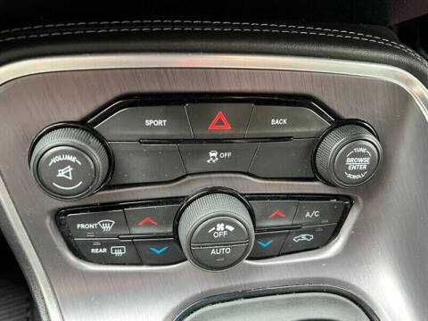 2016 Dodge Challenger SXT