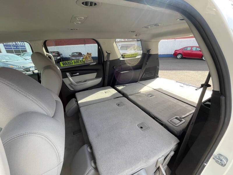2011 GMC Acadia SLE