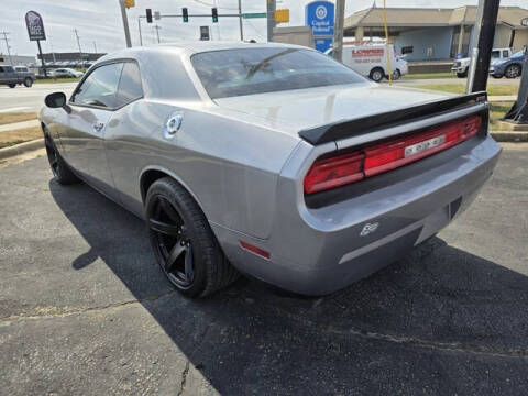 2011 Dodge Challenger SRT8 392
