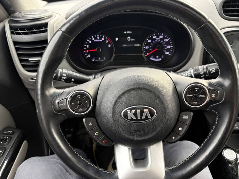 2019 Kia Soul +