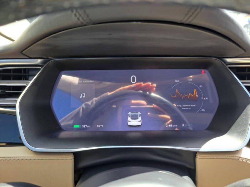 2015 Tesla Model S