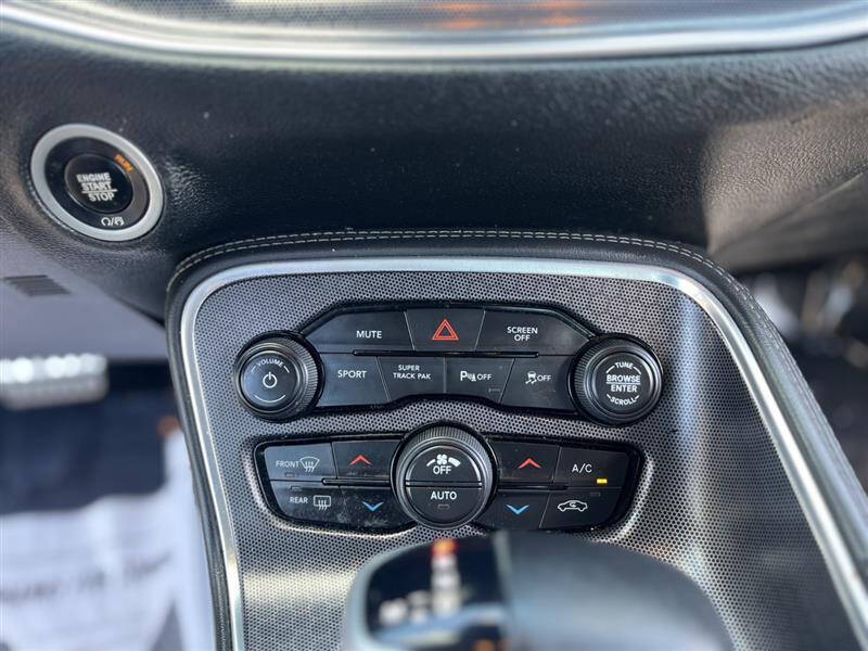 2017 Dodge Challenger GT