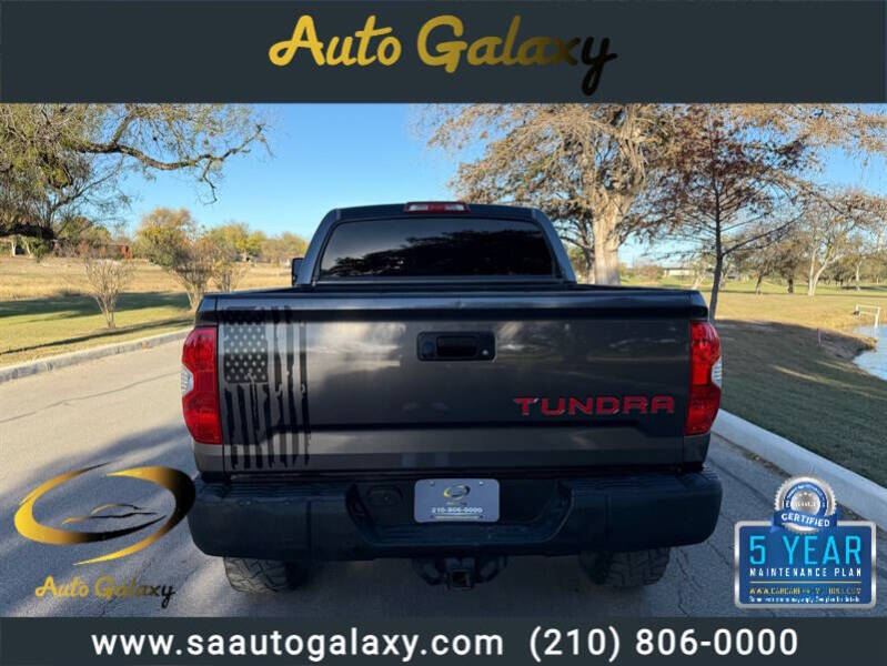 2015 Toyota Tundra SR5