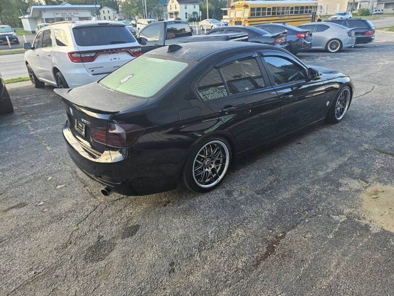 2015 BMW 3 Series 320i