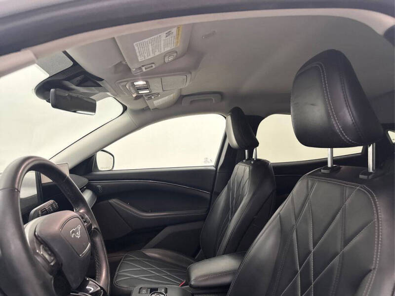 2021 Ford Mustang Mach-E Select