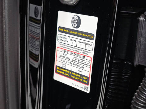 2023 Bentley Bentayga EWB