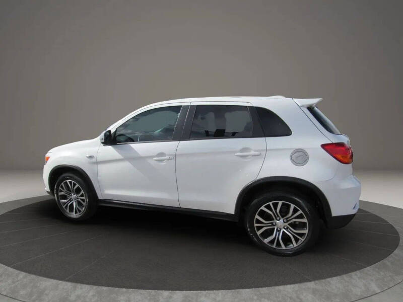 2019 Mitsubishi Outlander Sport SE